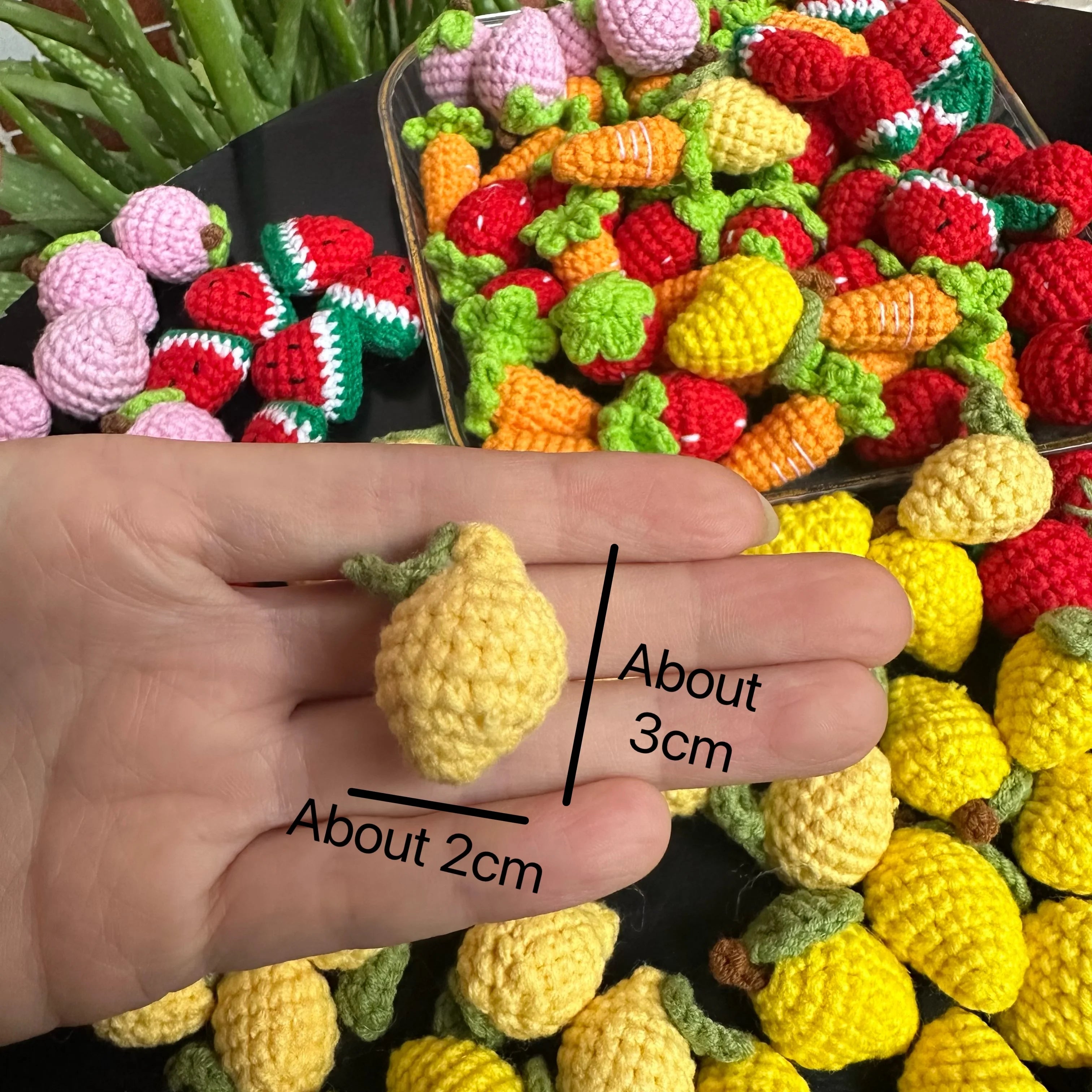 10pcs Finished Mini Fruits Hand Knitted Keychain Crocheted Mango lemon tomato Keyring Pendants Handbag Decor Women Jewelry Gifts