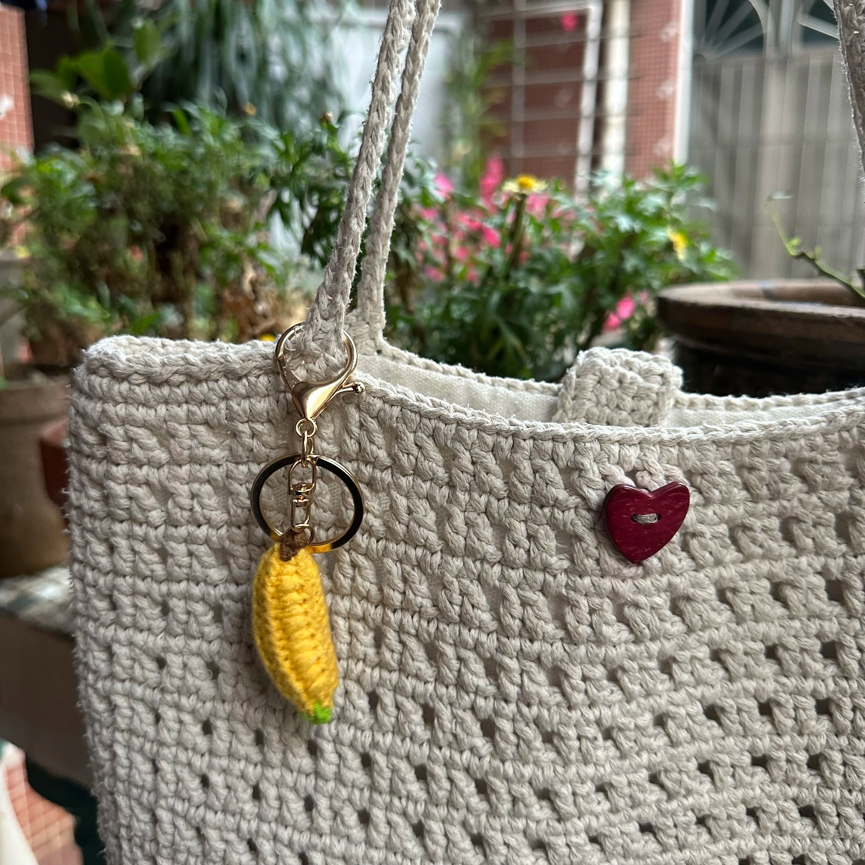 10pcs Finished Mini Fruits Hand Knitted Keychain Crocheted Mango lemon tomato Keyring Pendants Handbag Decor Women Jewelry Gifts