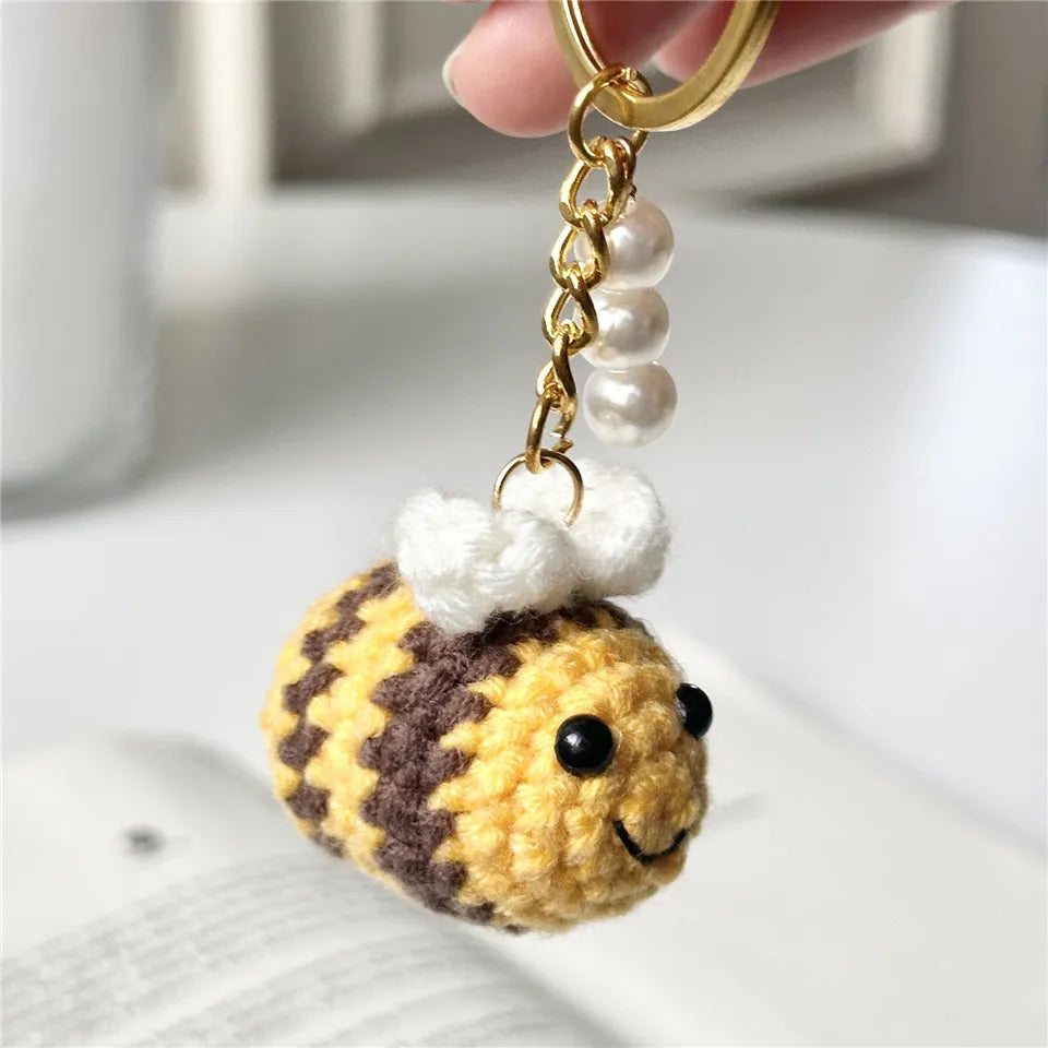 5PCS Crochet Bees DIY Handmade Knitted Keychain Keyring Crocheted Mini Bees Pendants Car Key Ring Handbag Charms Gifts