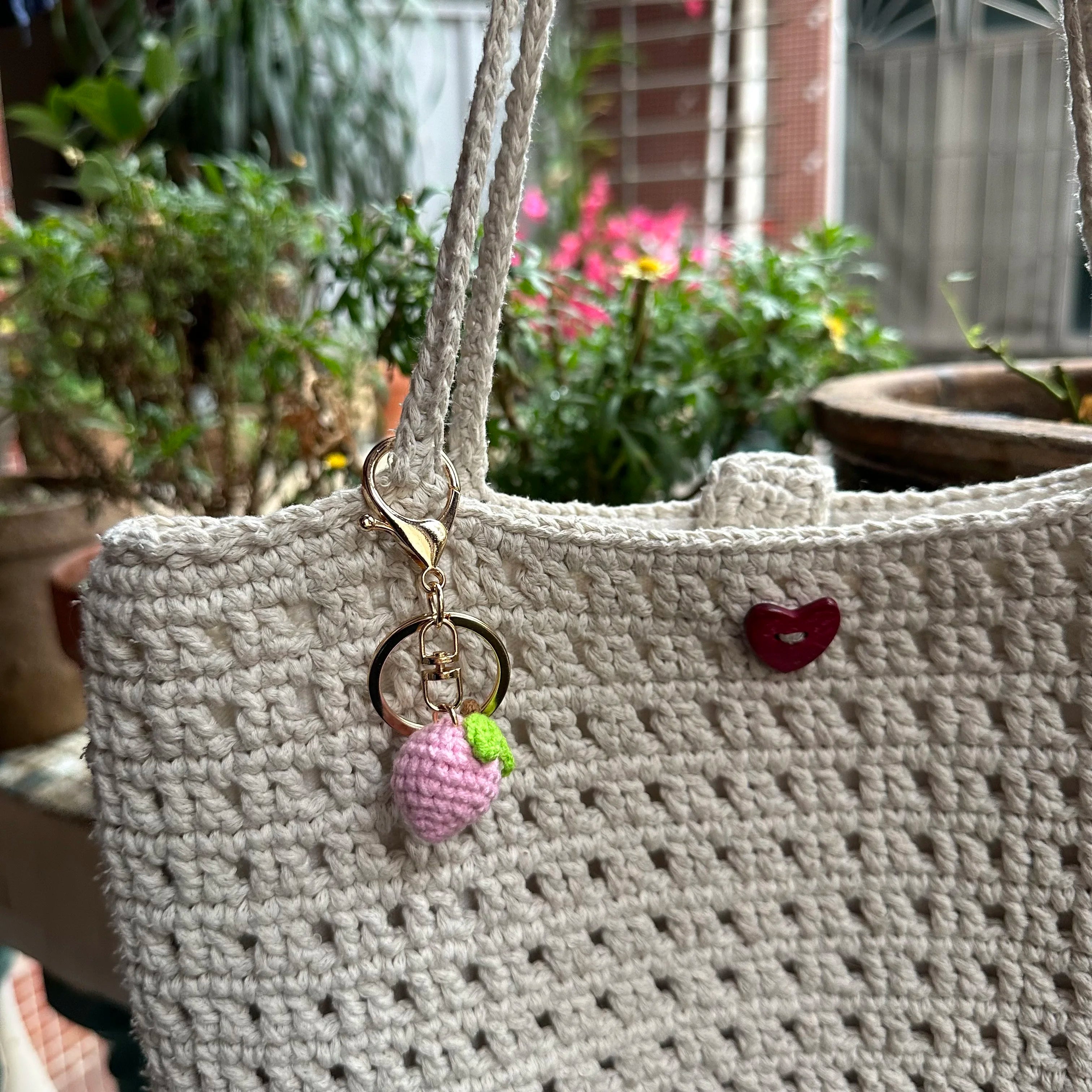 10pcs Finished Mini Fruits Hand Knitted Keychain Crocheted Mango lemon tomato Keyring Pendants Handbag Decor Women Jewelry Gifts
